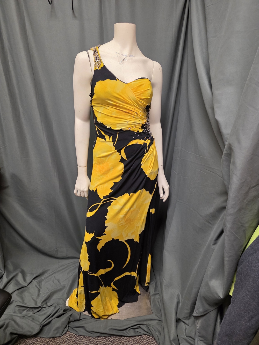 Mori Lee by Madeline Gardener Black and yellow Elegant Prom Dress, Size 5/6